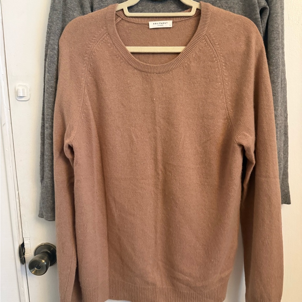 Equipment Tan Crewneck Sweater Soft Knit Classic